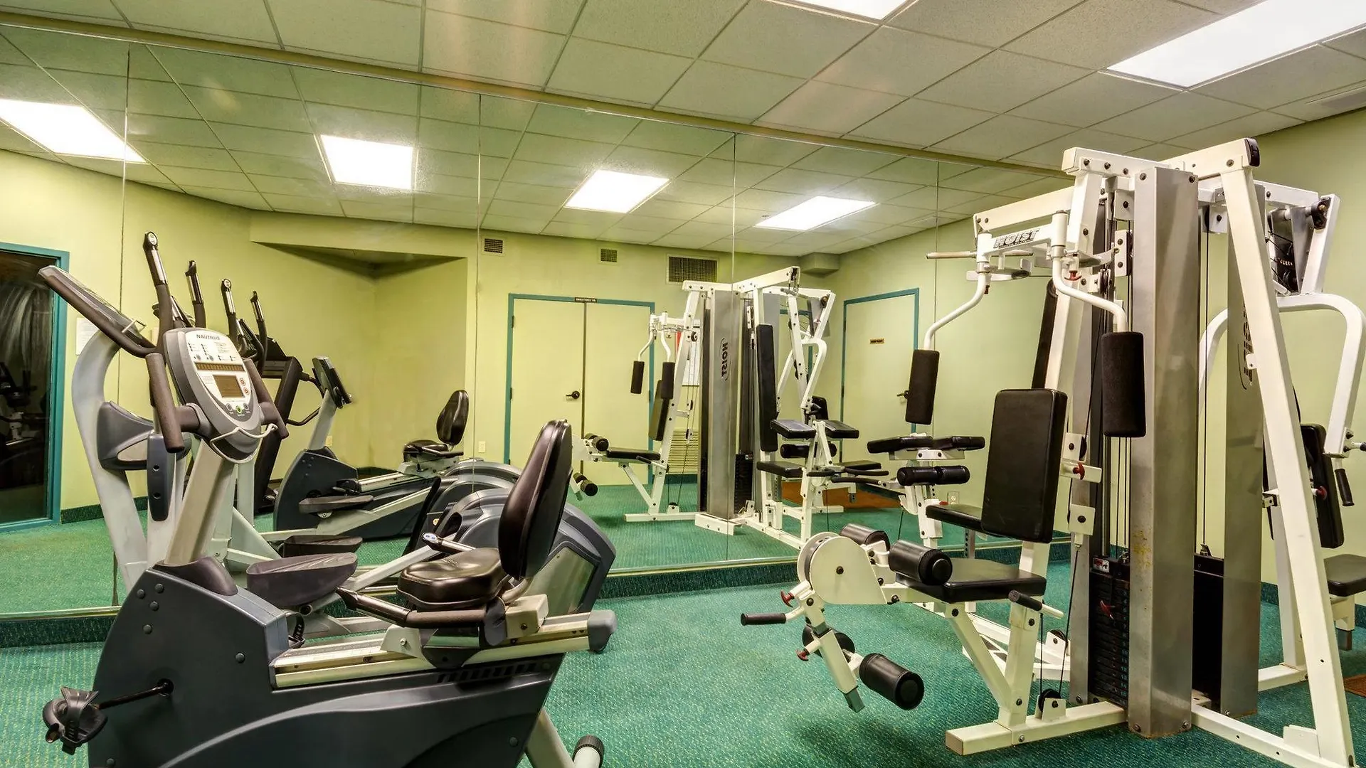 Best Western Aku Tiki Inn Daytona Beach Hotel