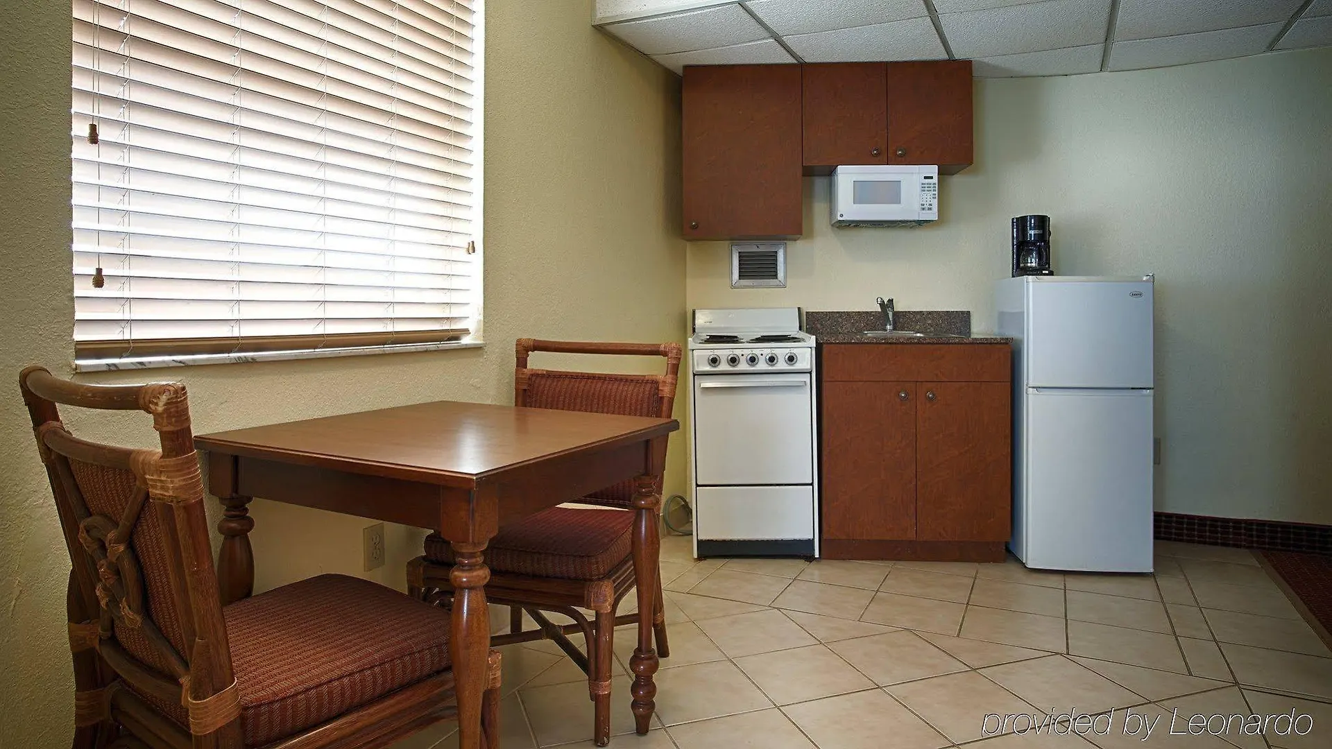 *** Hotel Best Western Aku Tiki Inn Daytona Beach USA