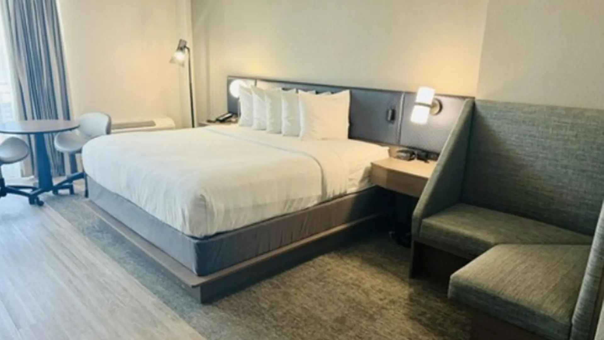 Best Western Aku Tiki Inn Daytona Beach